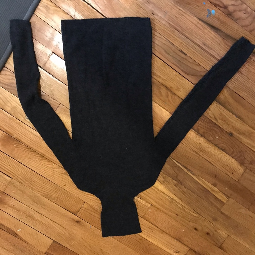 Uniqlo Thermal Dark Grey Turtleneck Sweater